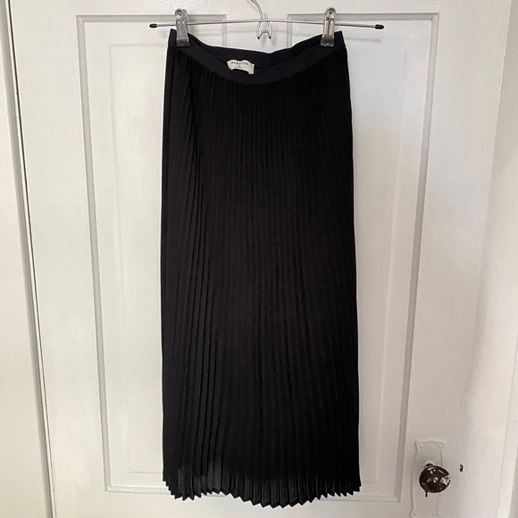 Aritzia Babaton Jude skirt - Picture 1 of 5
